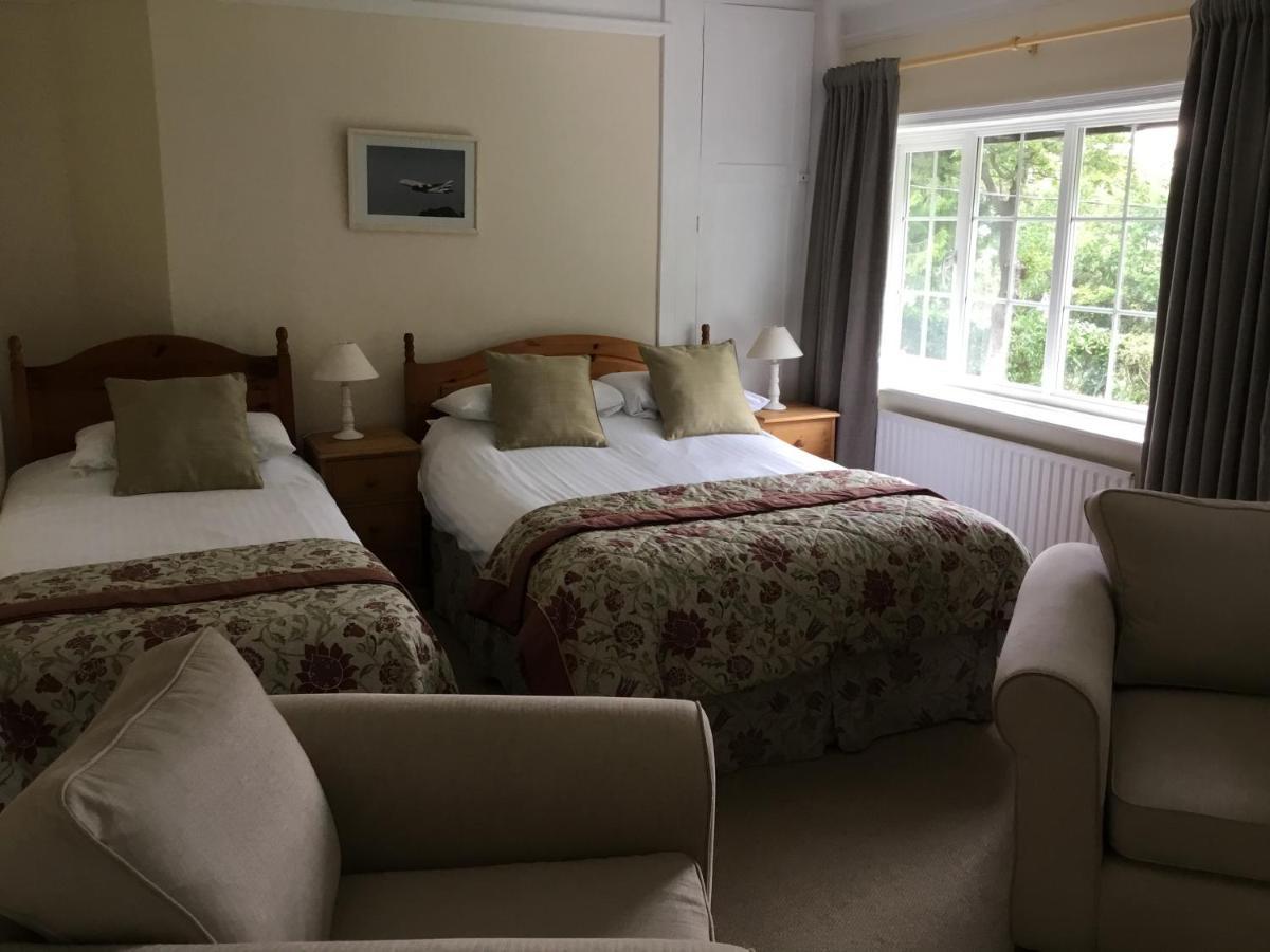 Bed and Breakfast The Manor House Crawley  Exterior foto