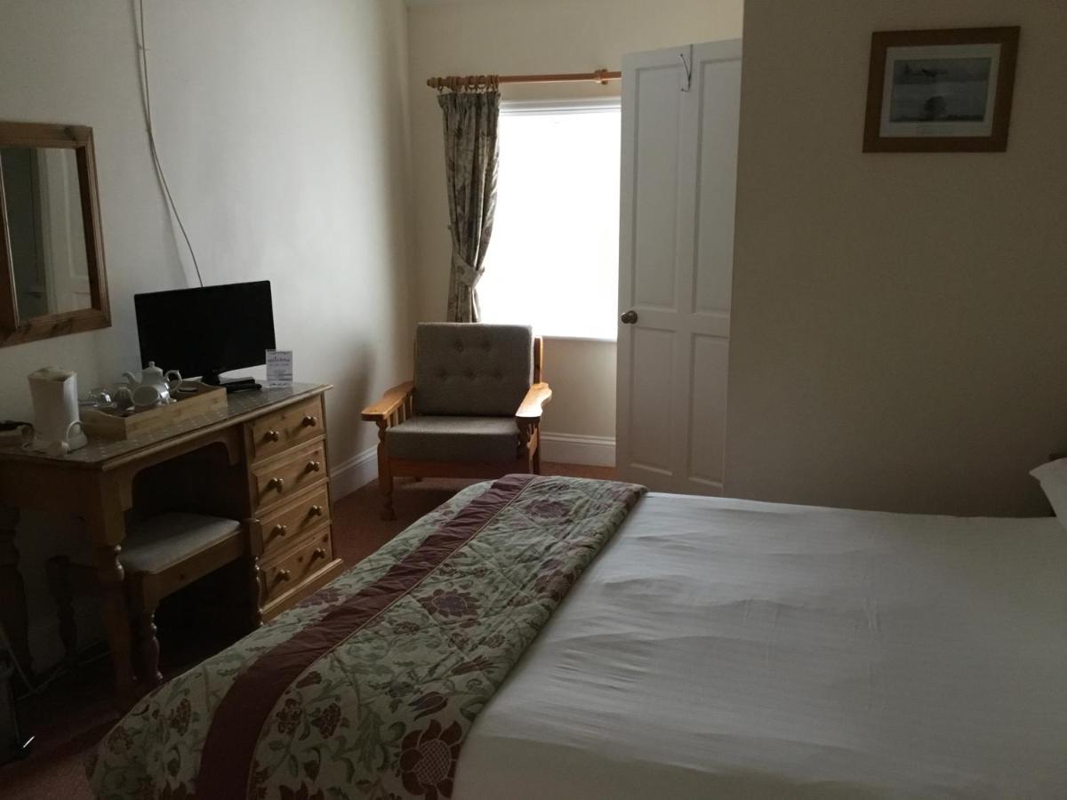 Bed and Breakfast The Manor House Crawley  Exterior foto