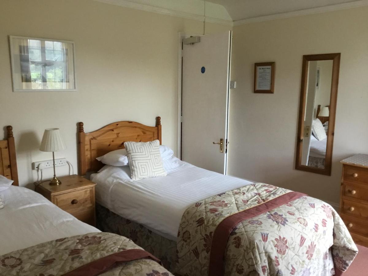 Bed and Breakfast The Manor House Crawley  Exterior foto