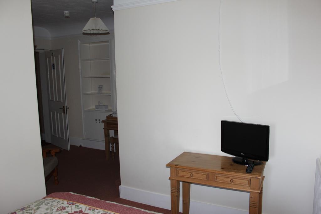 Bed and Breakfast The Manor House Crawley  Exterior foto