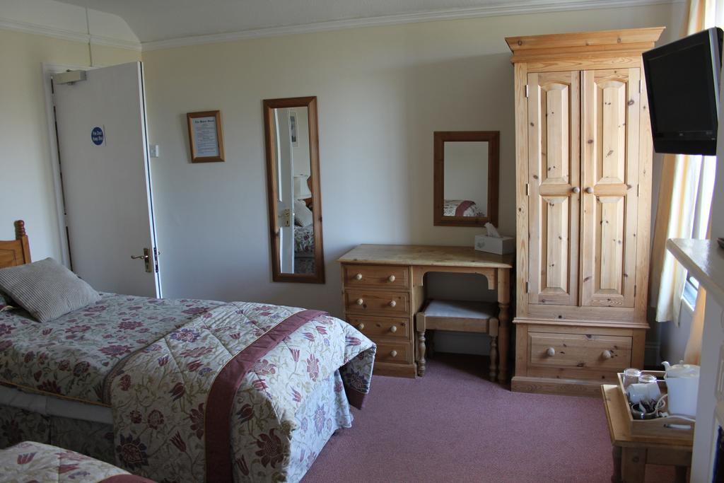 Bed and Breakfast The Manor House Crawley  Exterior foto