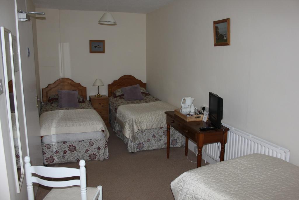Bed and Breakfast The Manor House Crawley  Exterior foto