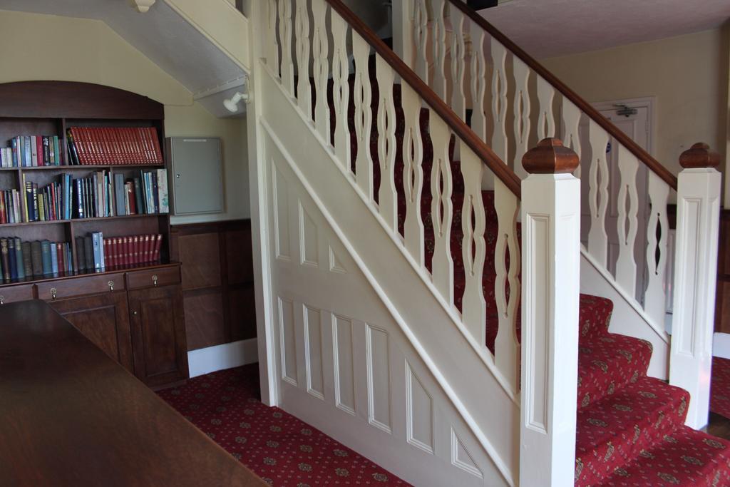 Bed and Breakfast The Manor House Crawley  Exterior foto