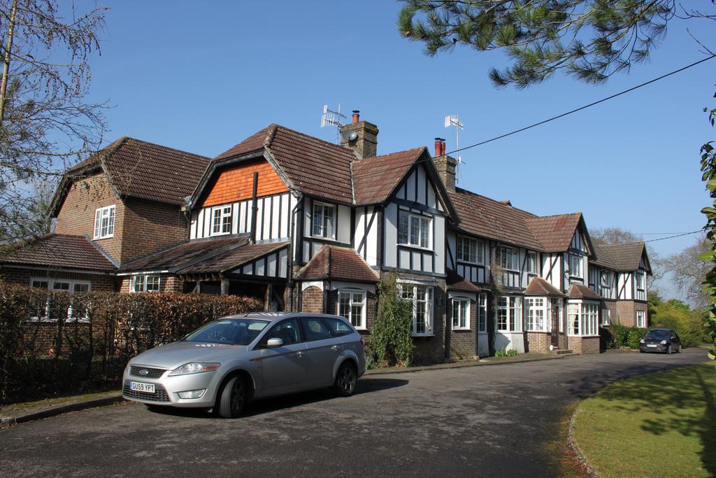 Bed and Breakfast The Manor House Crawley  Exterior foto