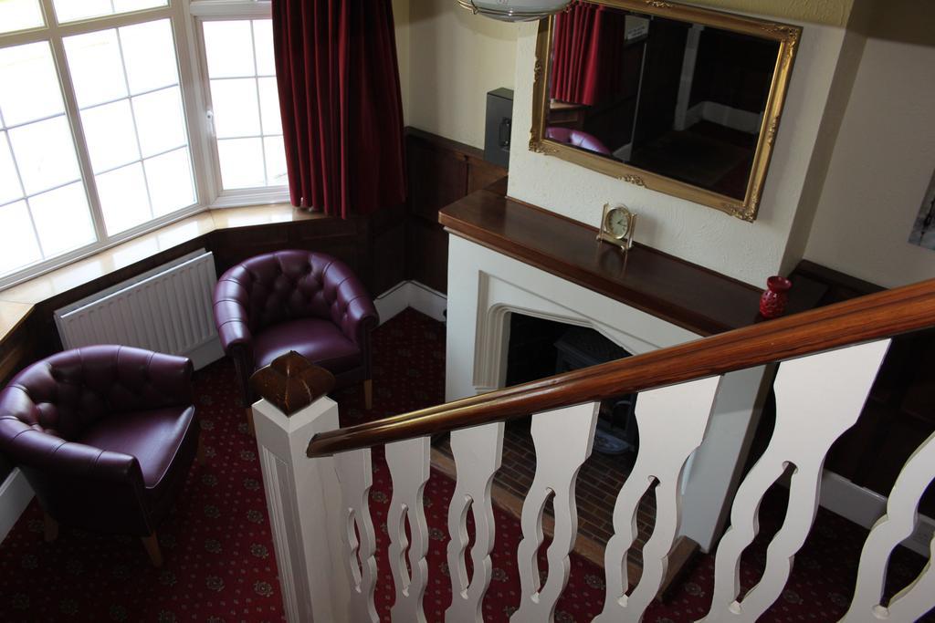 Bed and Breakfast The Manor House Crawley  Exterior foto